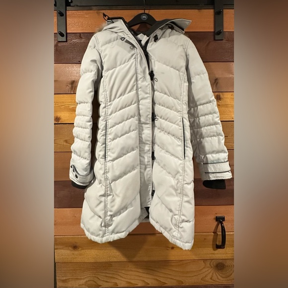 Canada Goose Loretta Jacket - Picture 8 of 16